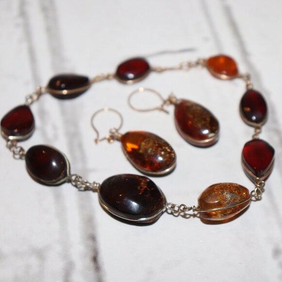 🍯 Vintage Gold & Amber Necklace + Earrings Set – 9" - Picture 2 of 4